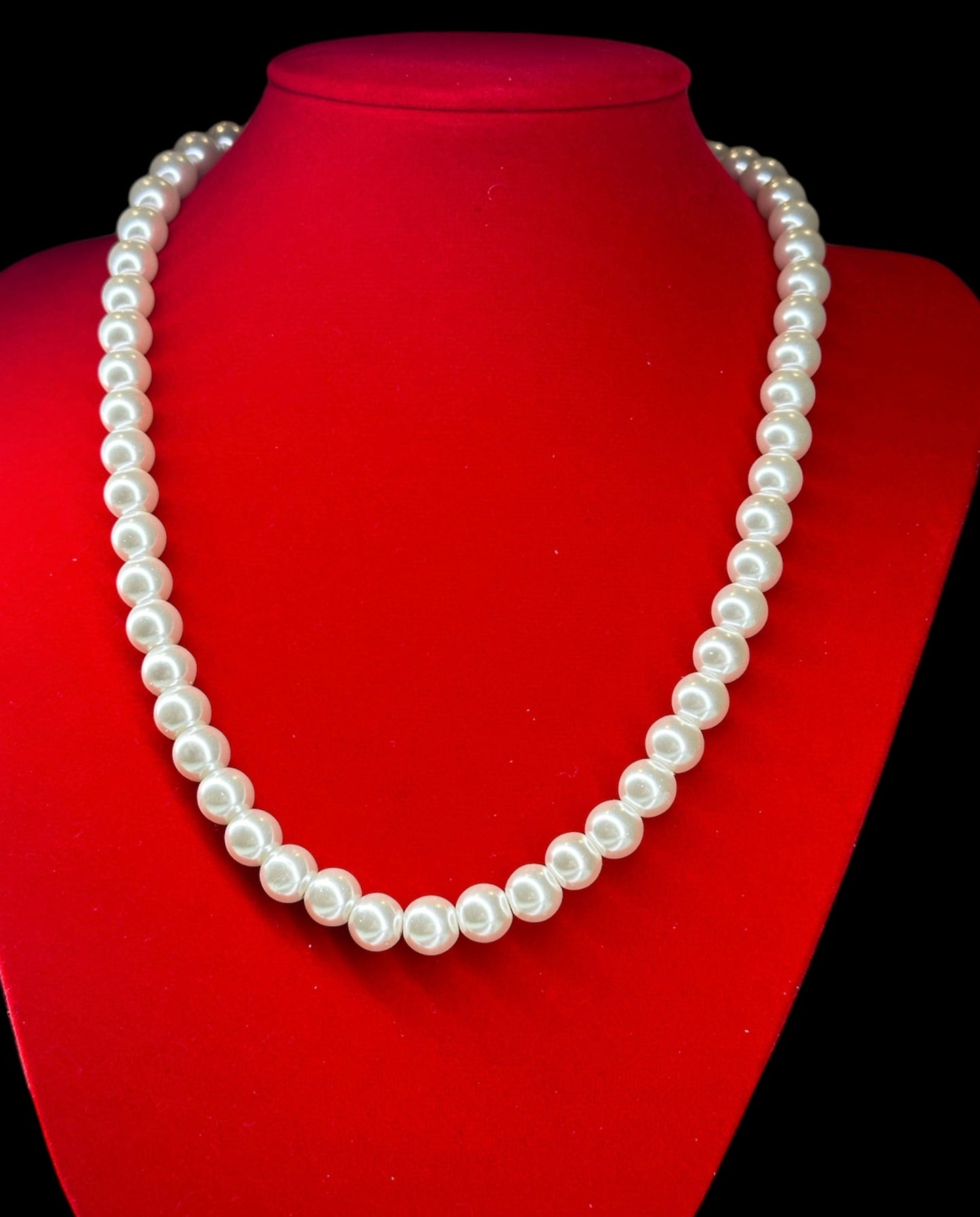 Pearl Necklace Medium