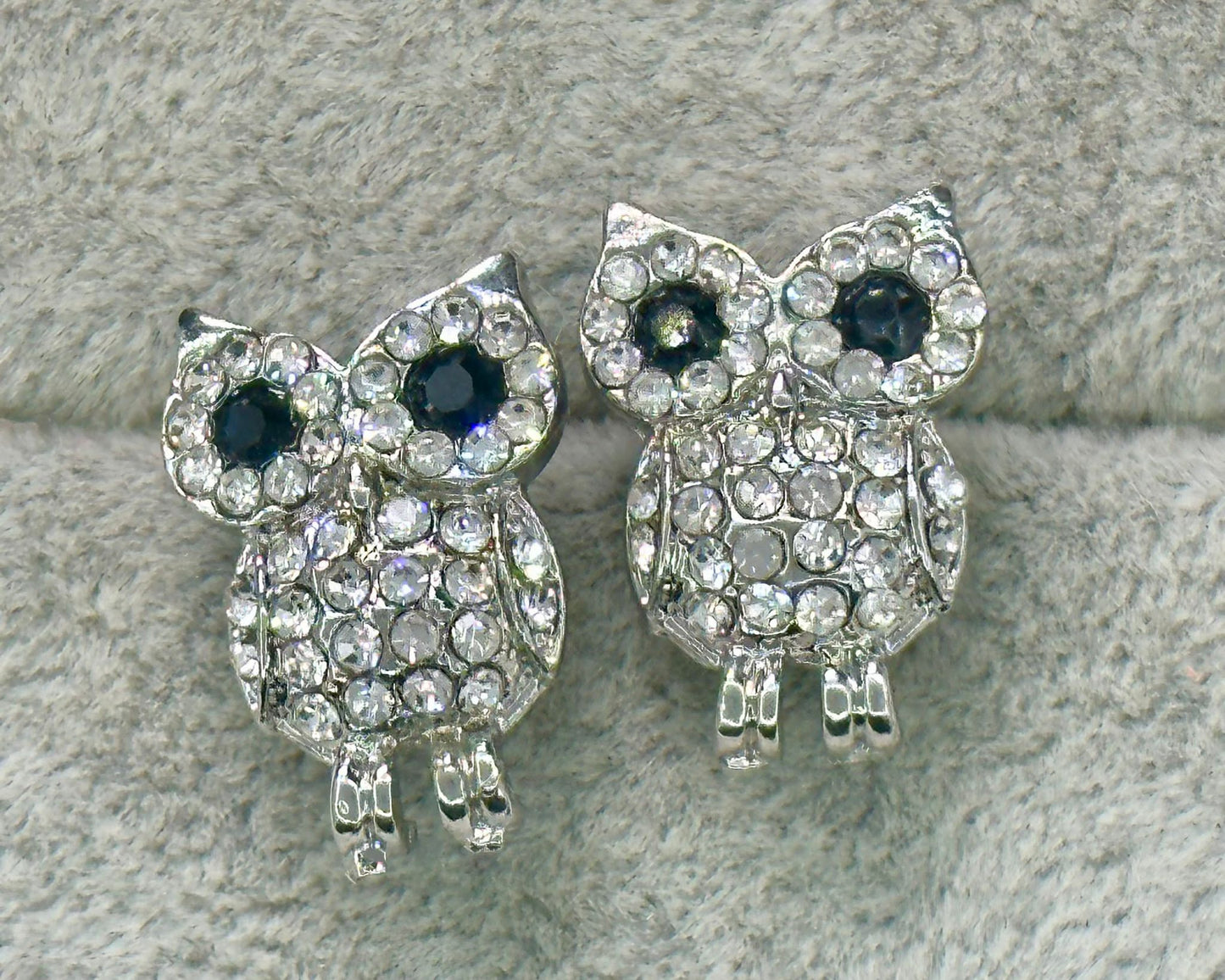 Twit-Twoo Owl Earring